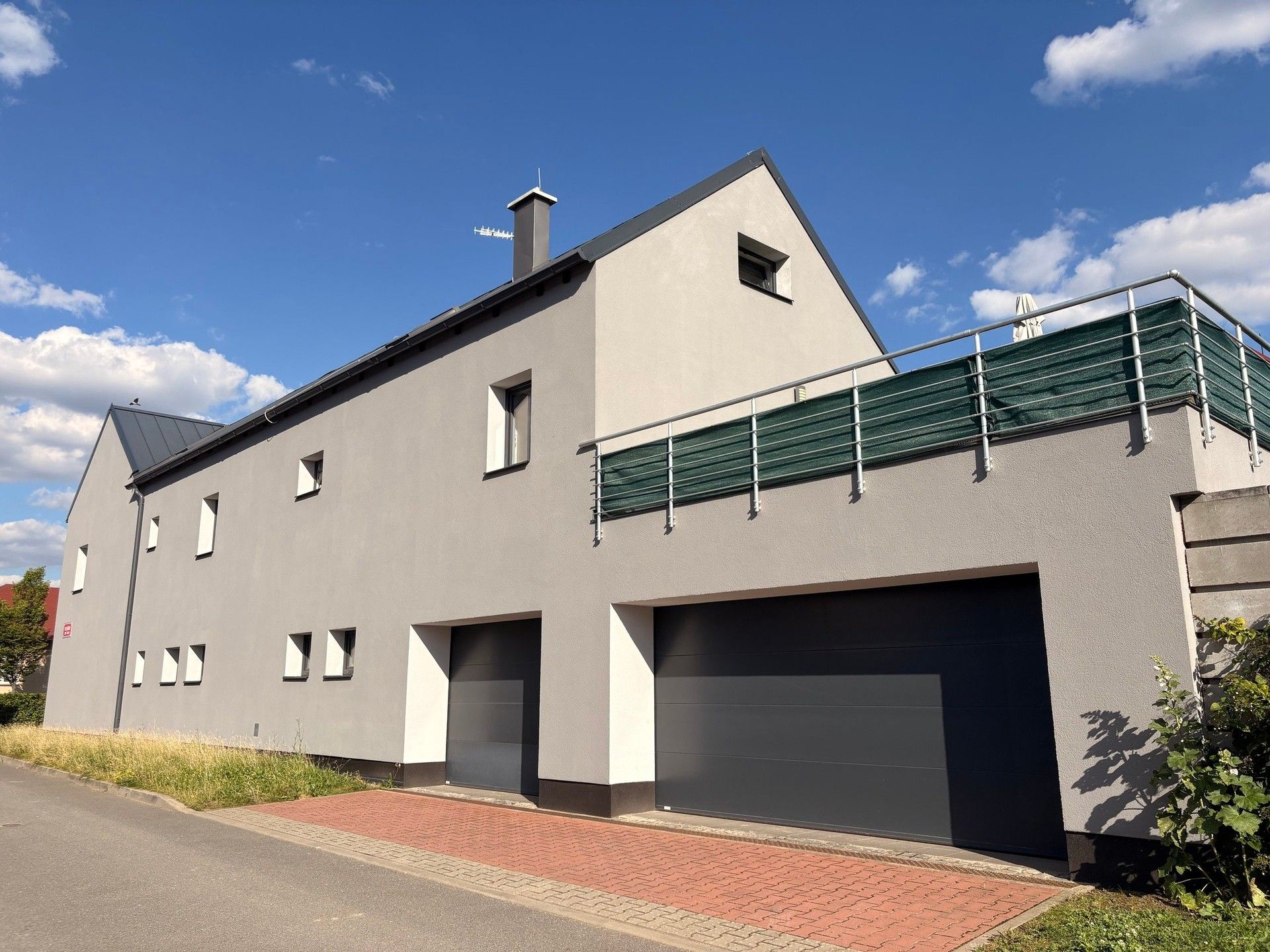 Pronájem bytu 4+kk 133 m² - foto 1