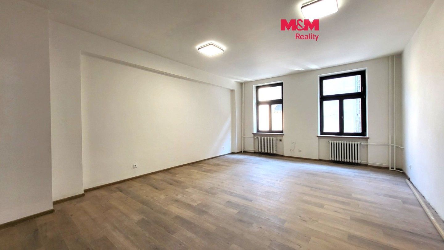 Pronájem bytu 3+1 82 m² - foto 1