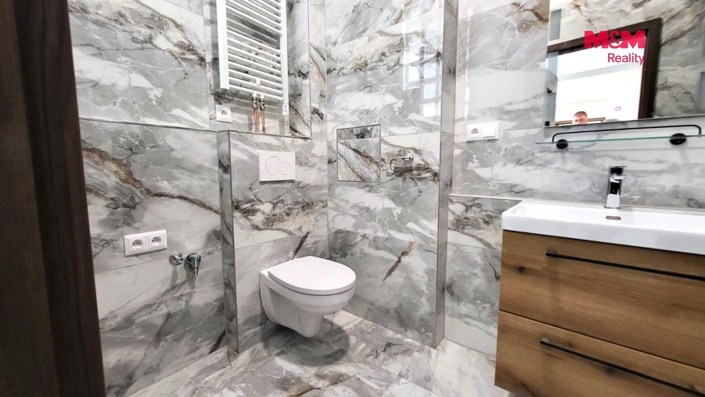 Pronájem bytu 3+1 82 m² - foto 16
