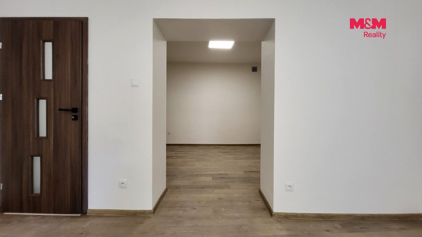 Pronájem bytu 3+1 82 m² - foto 17