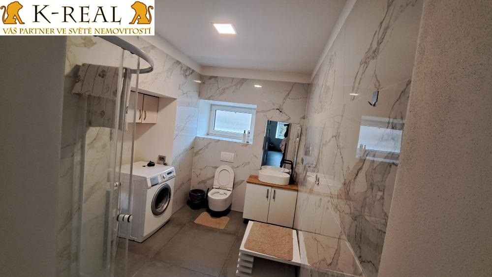 Pronájem bytu 3+kk 75 m² - foto 4