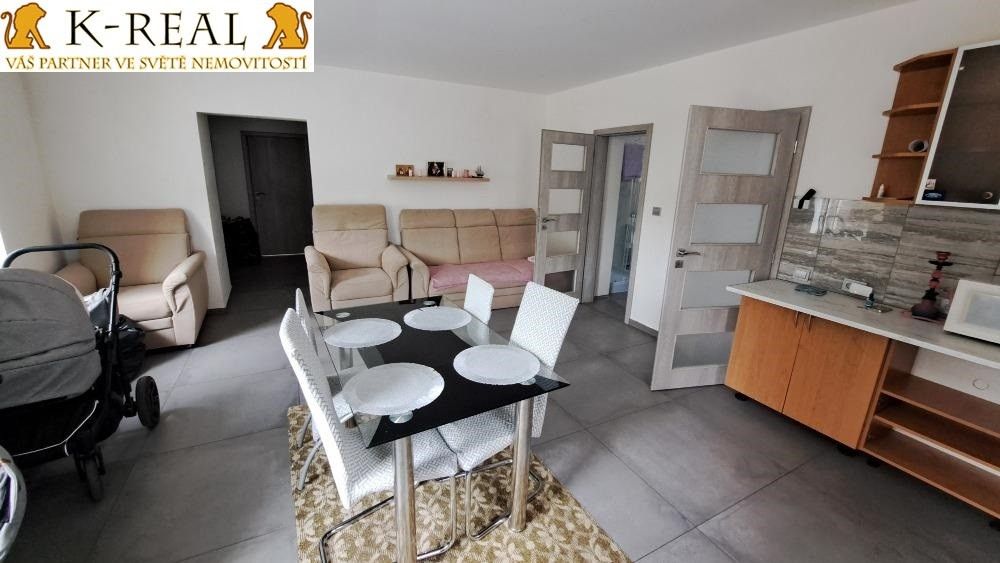 Pronájem bytu 3+kk 75 m² - foto 2