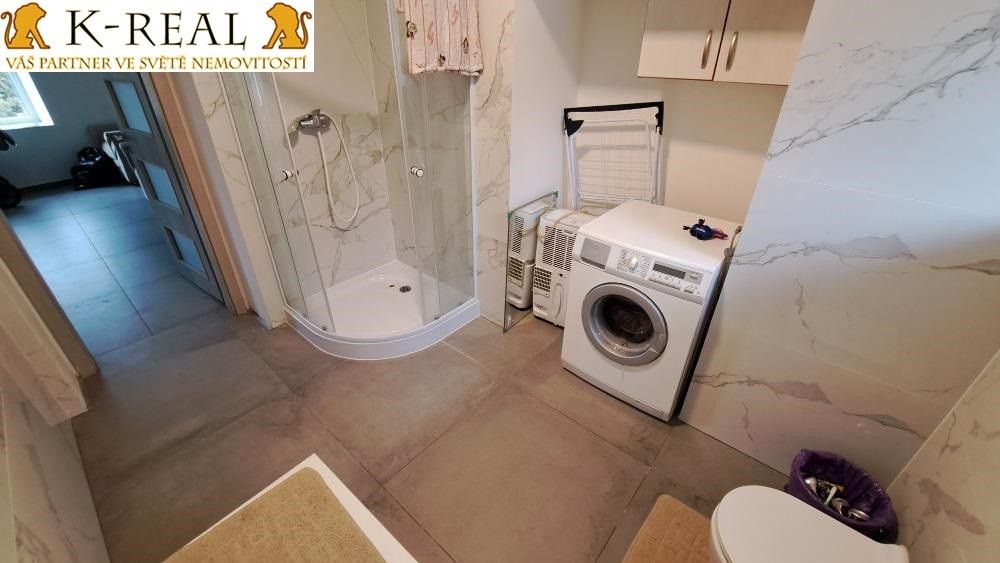 Pronájem bytu 3+kk 75 m² - foto 8