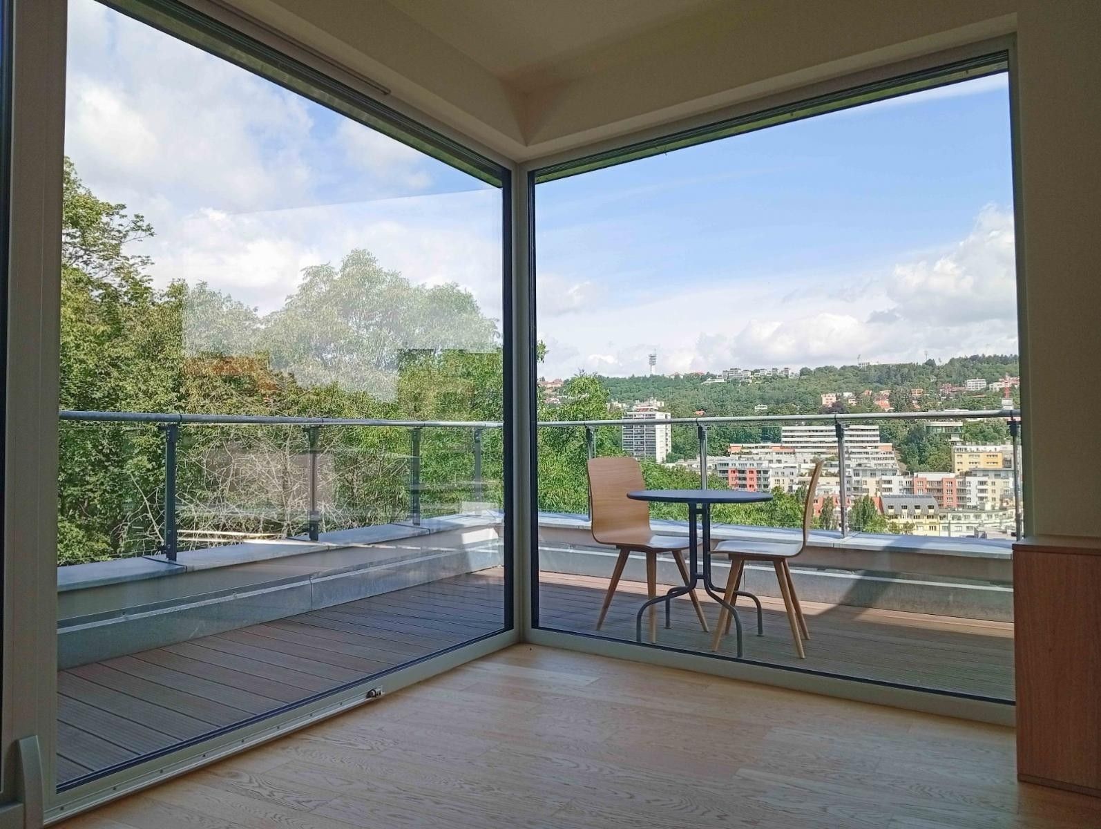 Pronájem bytu 2+kk 60 m² - foto 4