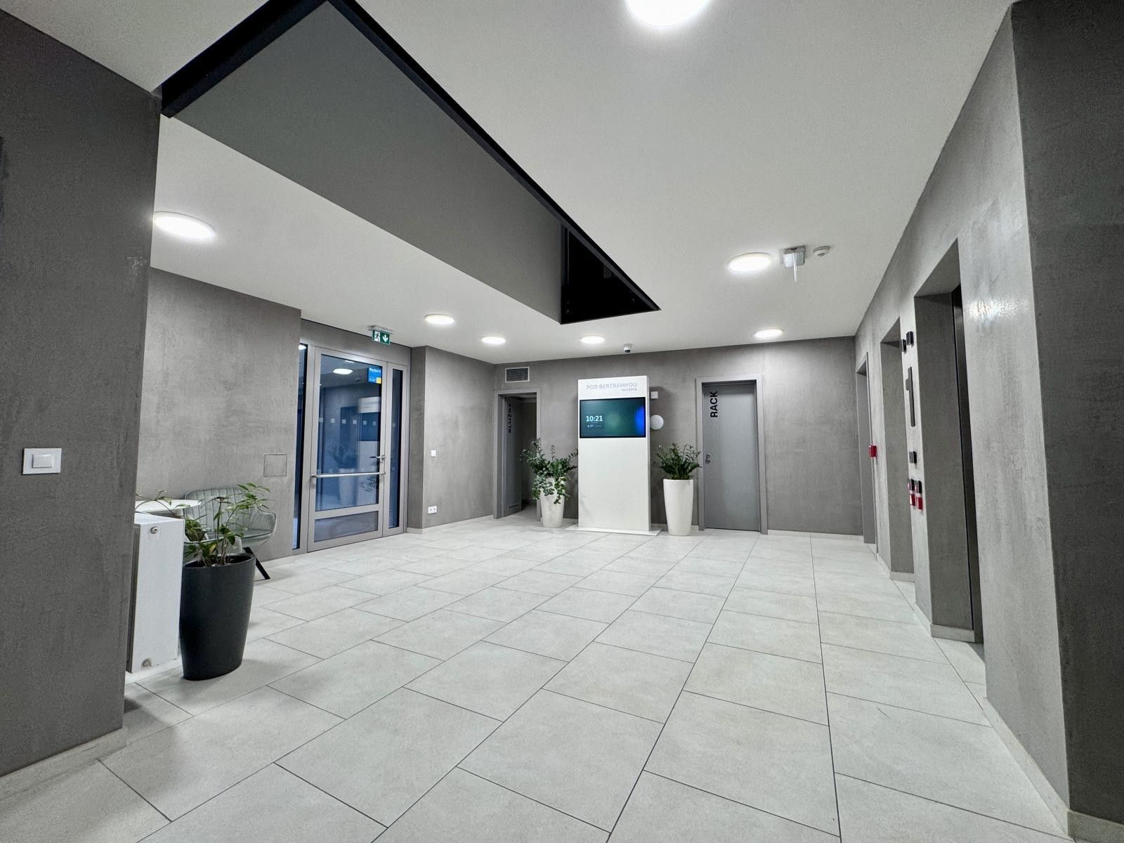 Pronájem bytu 2+kk 60 m² - foto 16