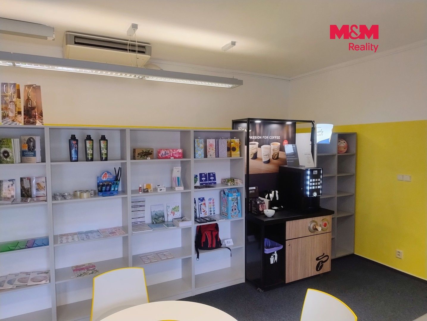 Pronájem komerčního prostoru 87 m² - foto 4