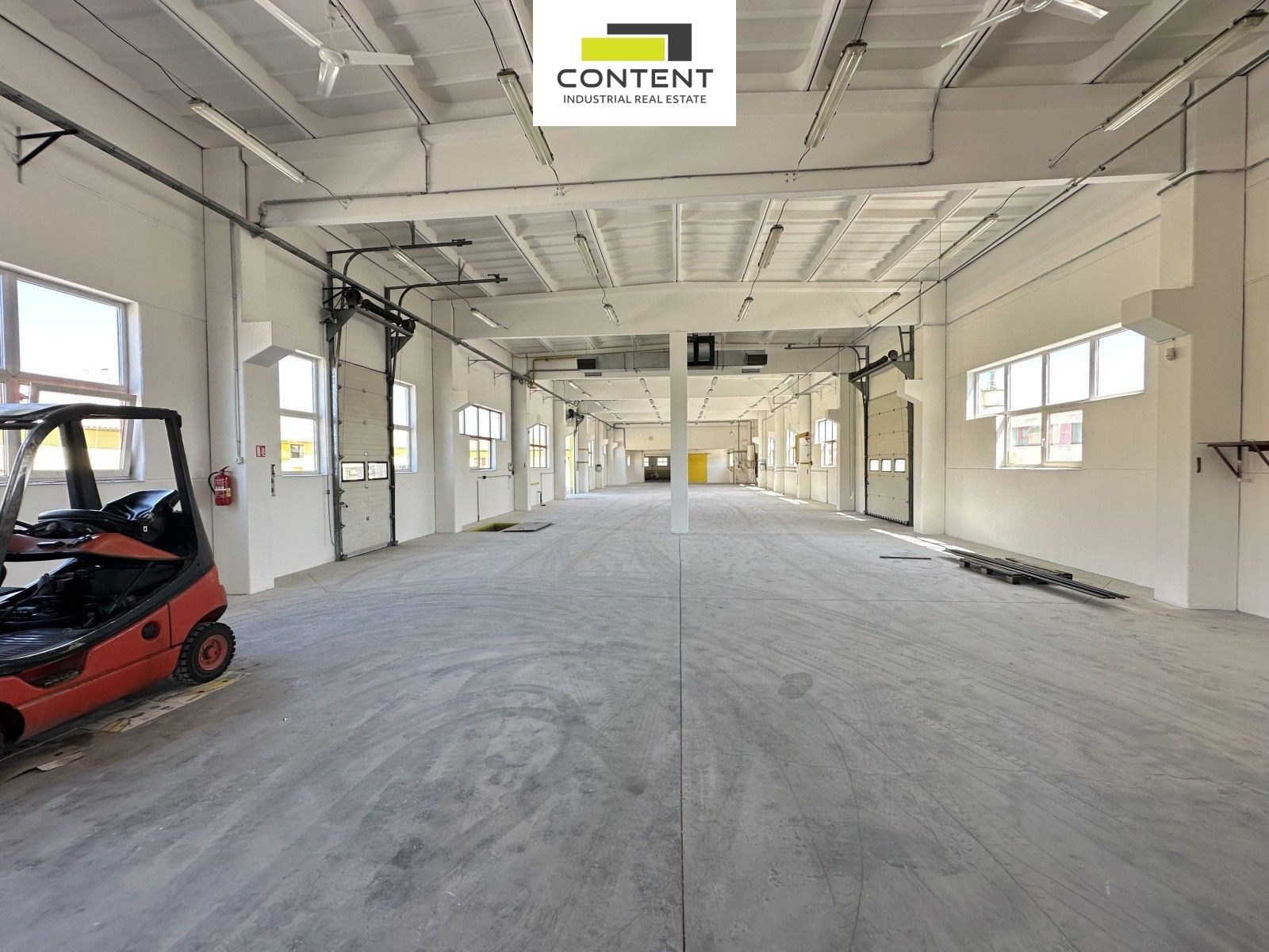Pronájem komerčního prostoru 2041 m² - foto 7