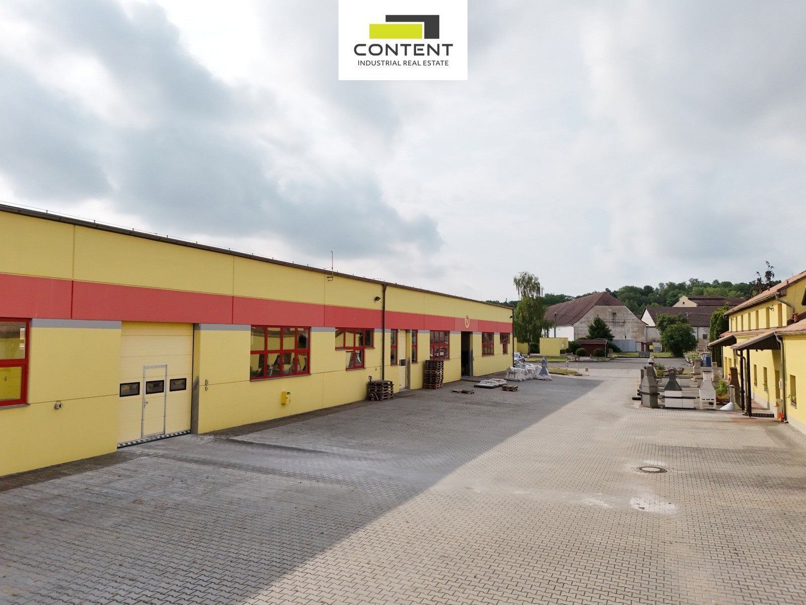 Pronájem komerčního prostoru 2041 m² - foto 12