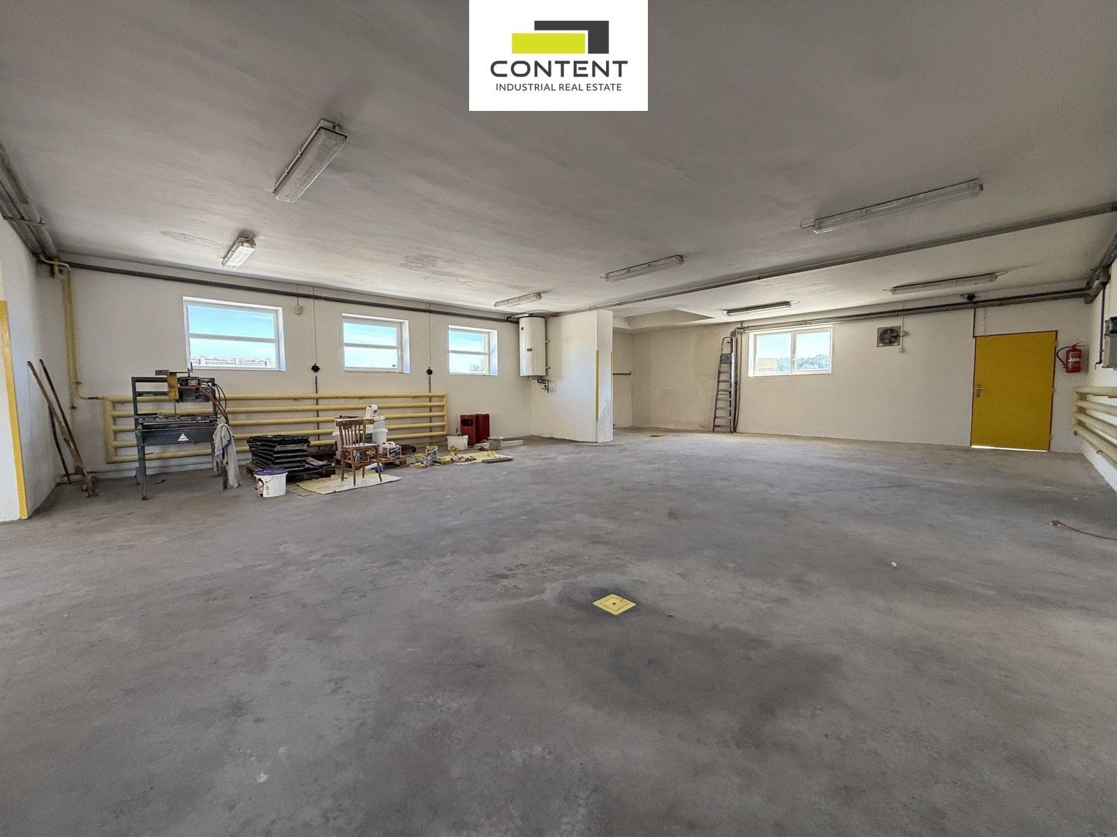 Pronájem komerčního prostoru 2041 m² - foto 18