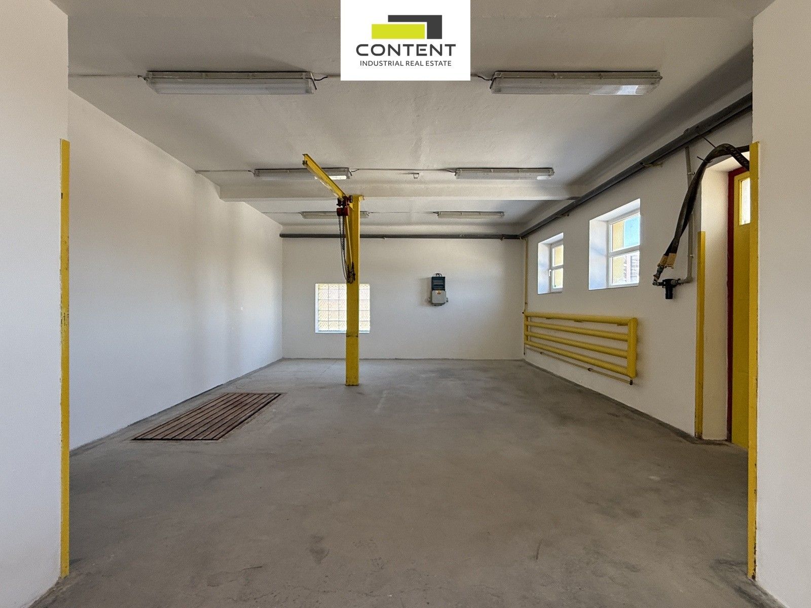 Pronájem komerčního prostoru 2041 m² - foto 19