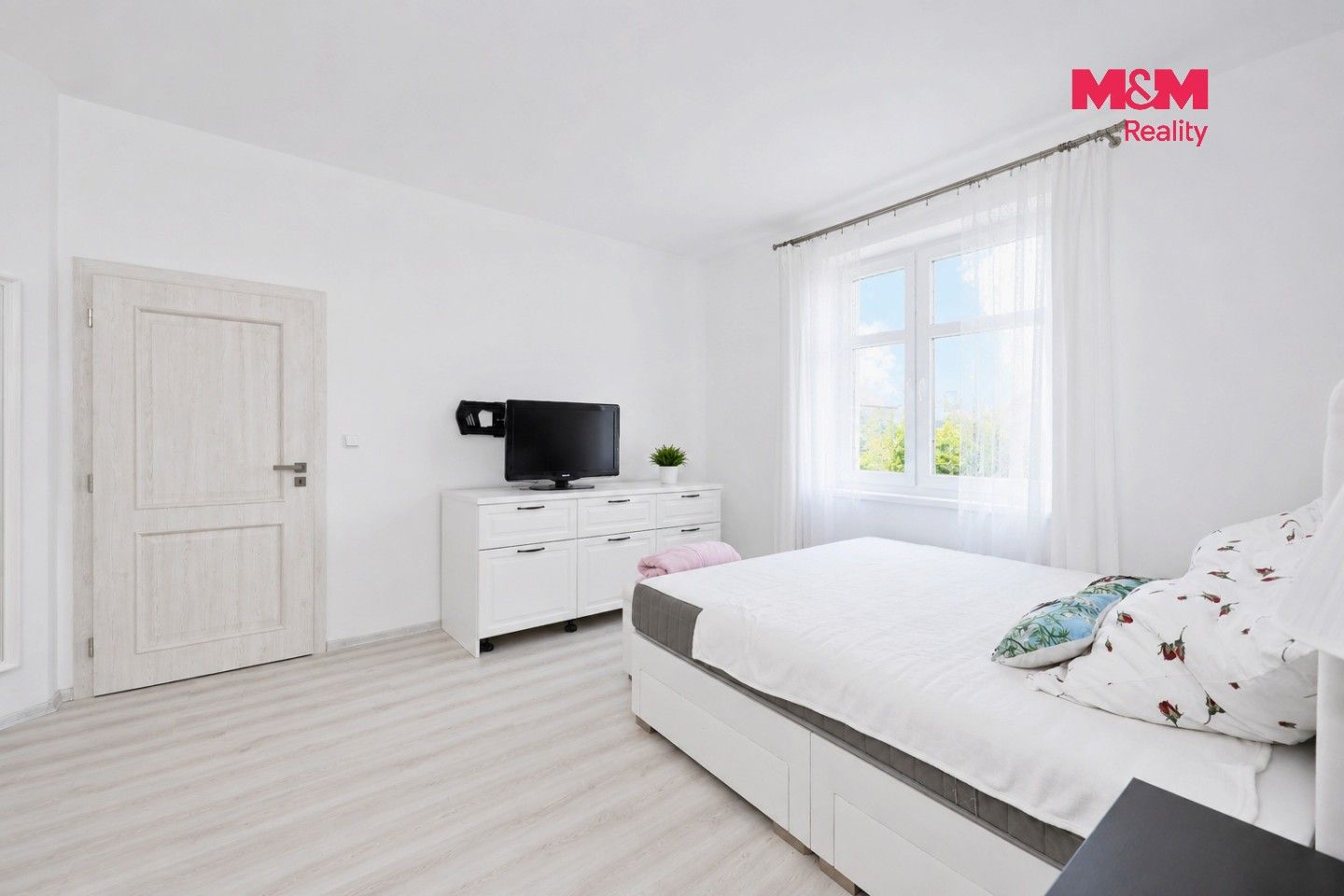 Prodej bytu 4+kk 103 m² - foto 2