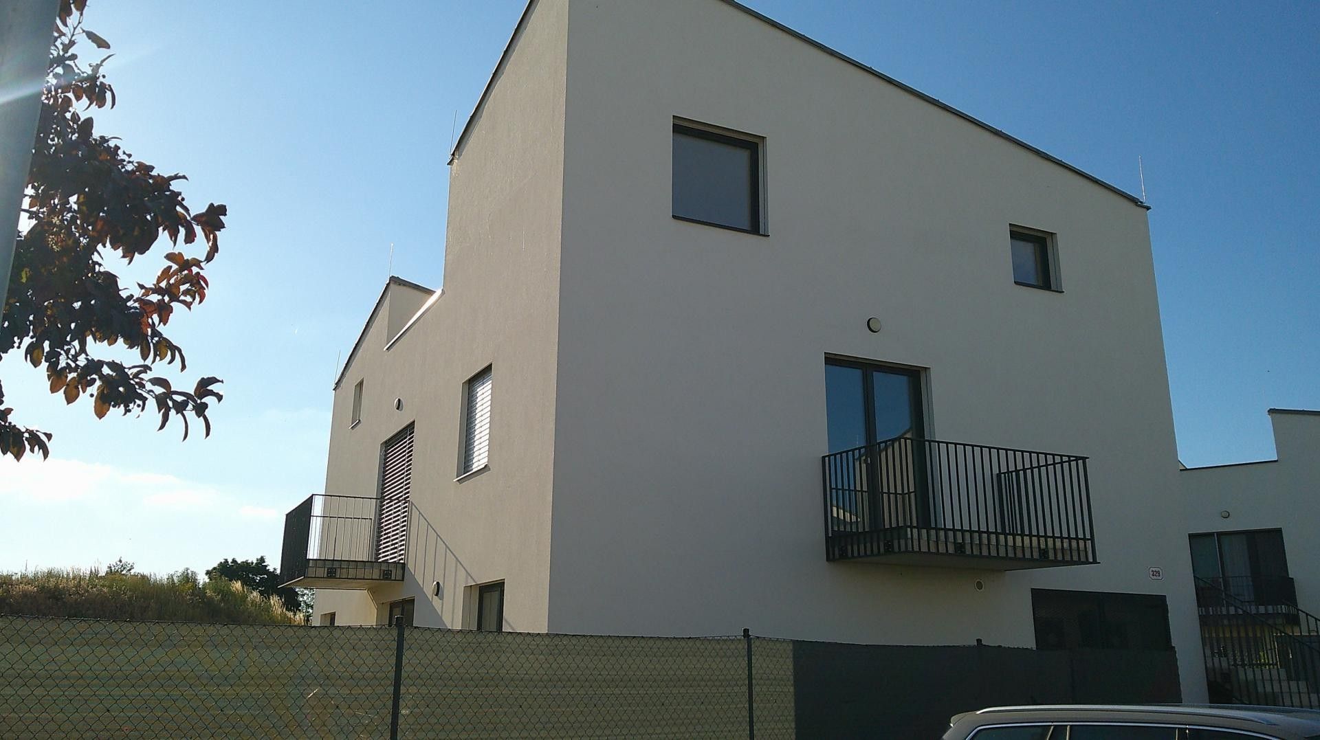 Prodej nemovitosti 54 m² - foto 1