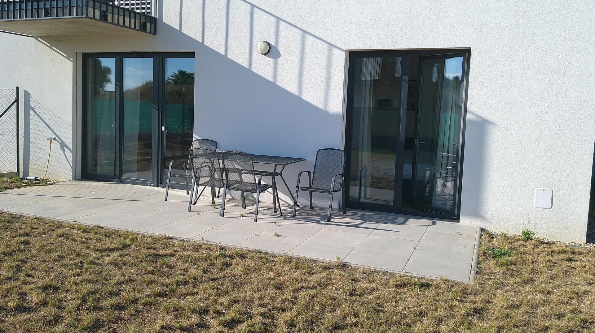 Prodej nemovitosti 54 m² - foto 2