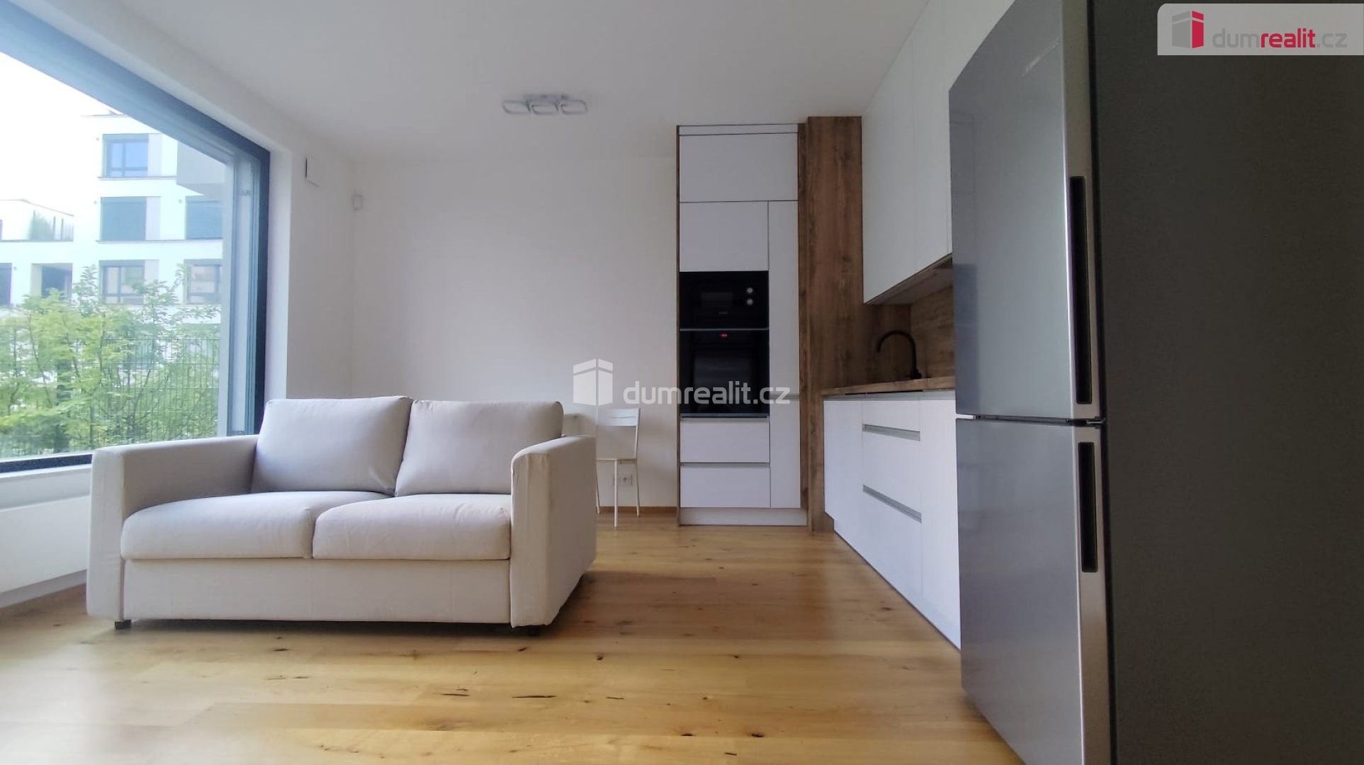 Pronájem bytu 2+kk 44 m² - foto 3