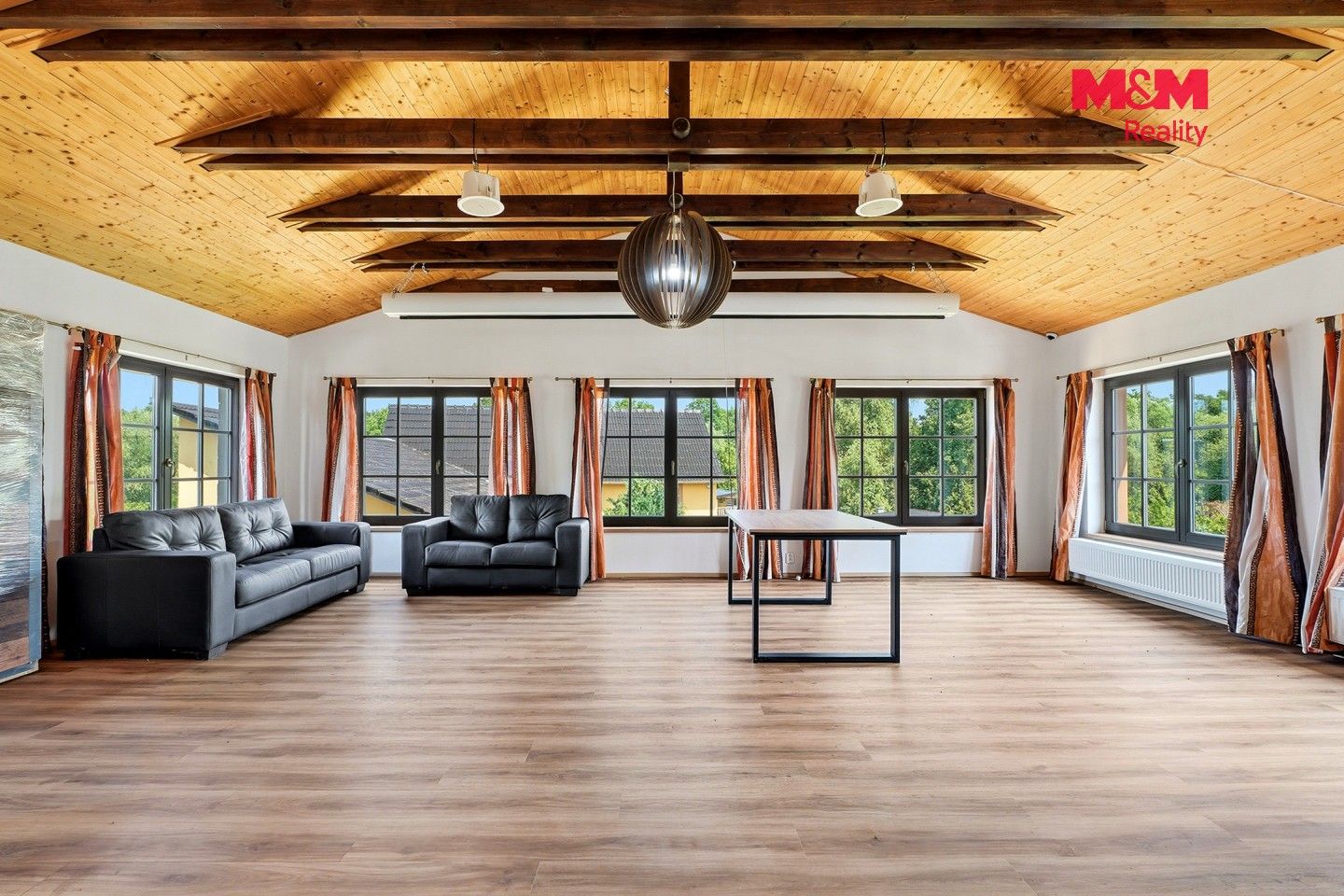 Prodej komerčního prostoru 800 m² - foto 7