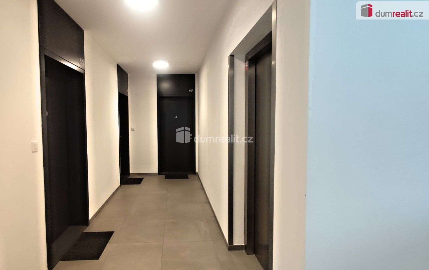 Pronájem bytu 2+kk 44 m² - foto 12