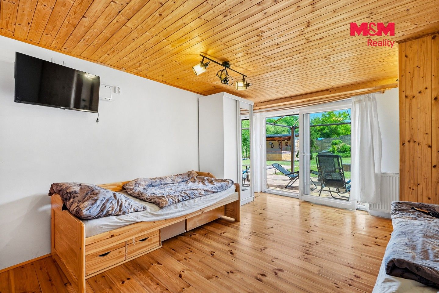 Prodej komerčního prostoru 800 m² - foto 9