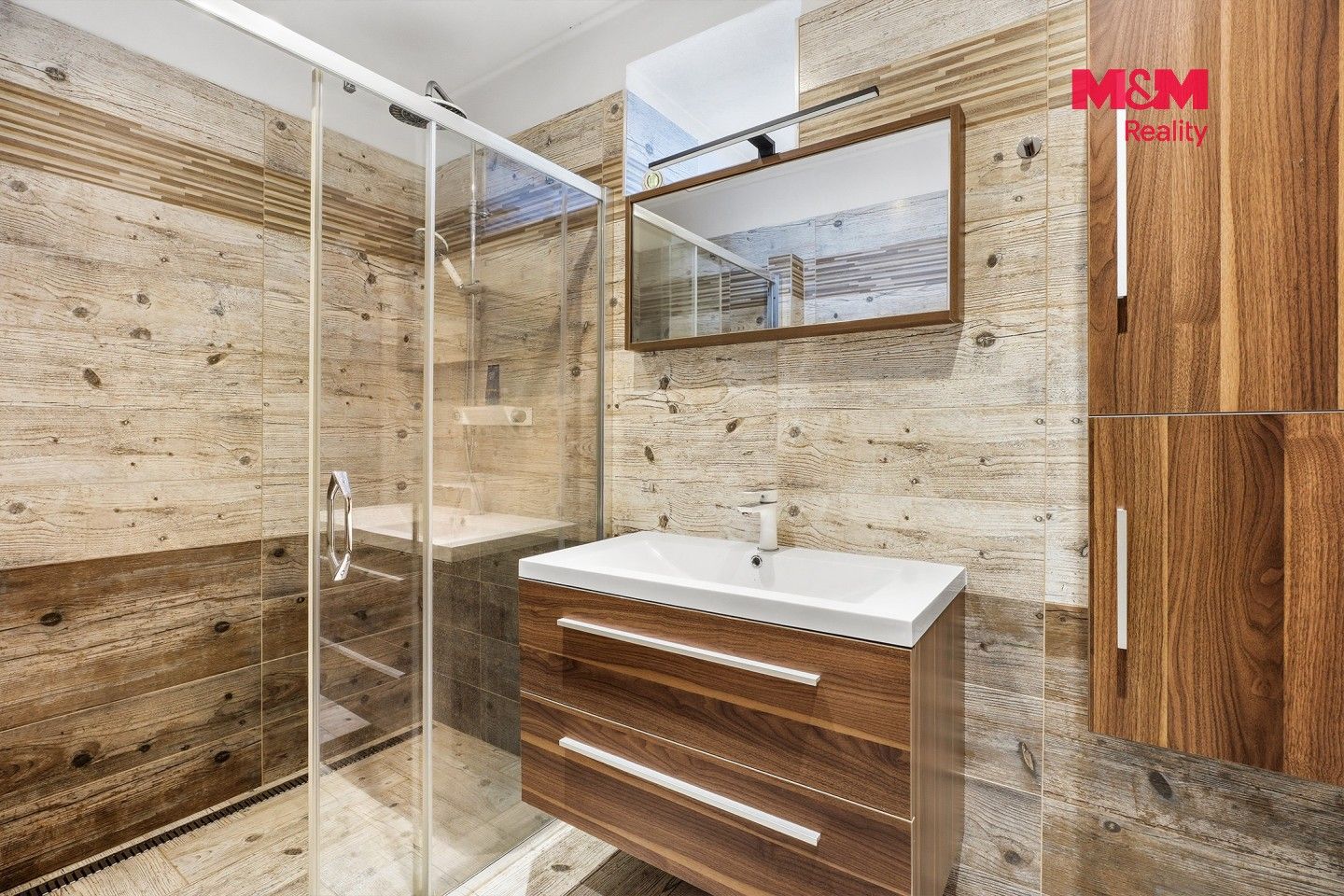 Prodej komerčního prostoru 800 m² - foto 11