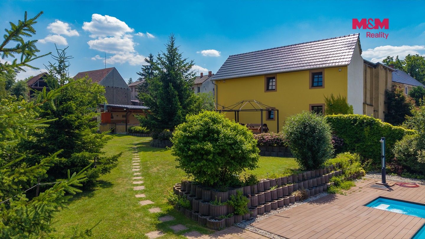 Prodej komerčního prostoru 800 m² - foto 18