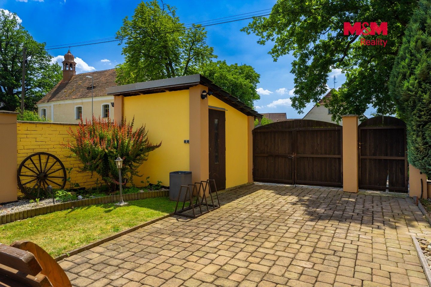 Prodej komerčního prostoru 800 m² - foto 20