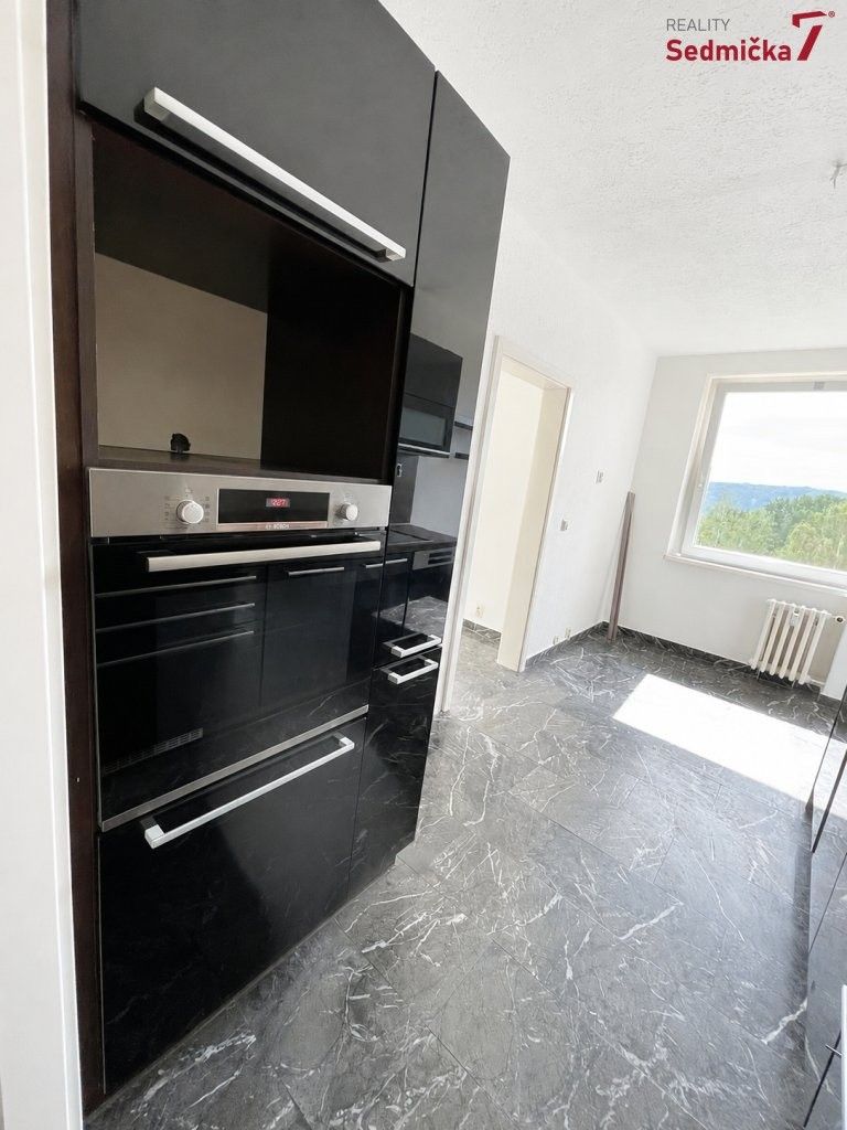 Prodej bytu 4+1 77 m² - foto 2