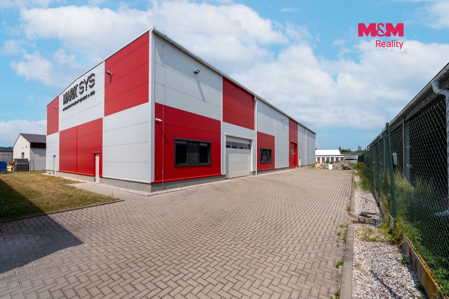 Pronájem komerčního prostoru 992 m² - foto 2