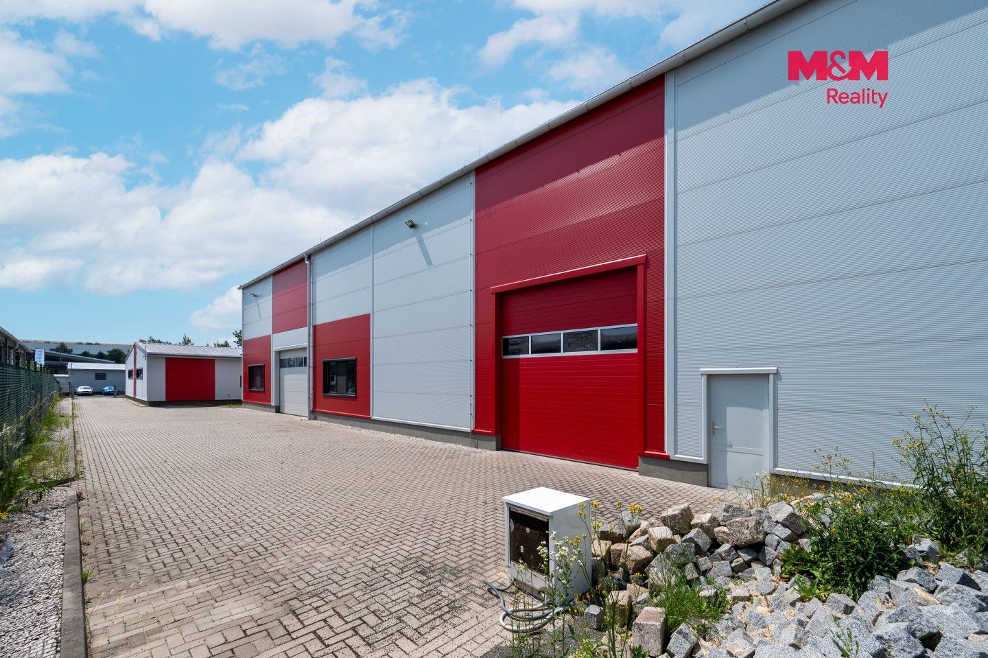 Pronájem komerčního prostoru 992 m² - foto 3