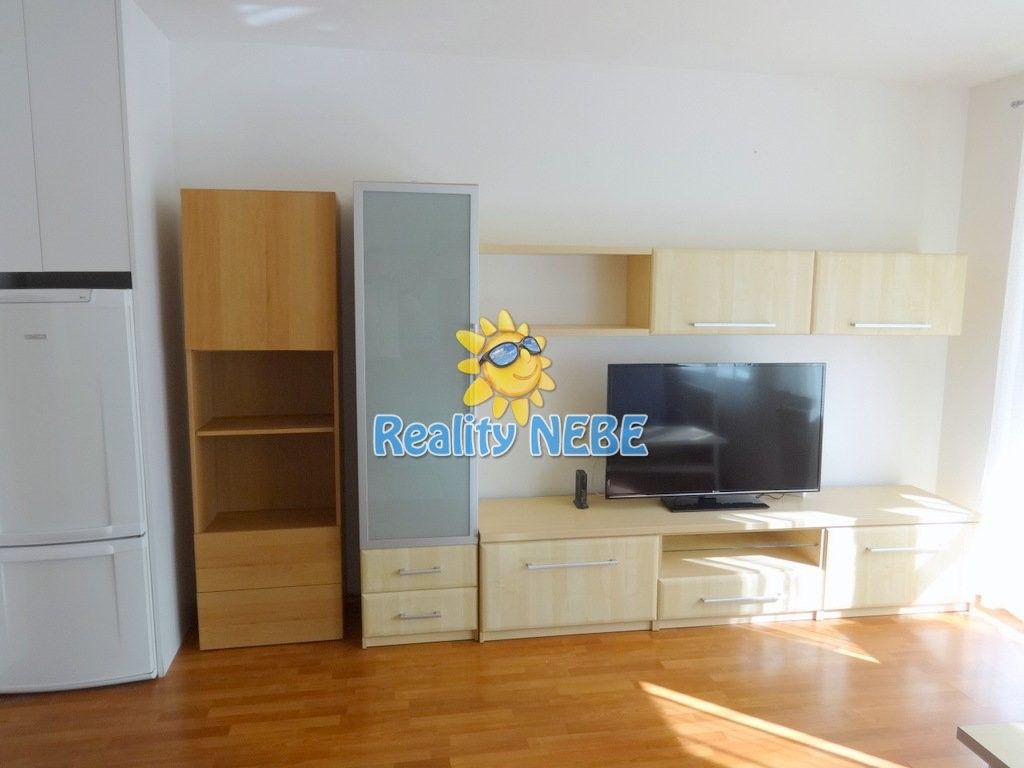 Pronájem bytu 1+kk 41 m² - foto 5