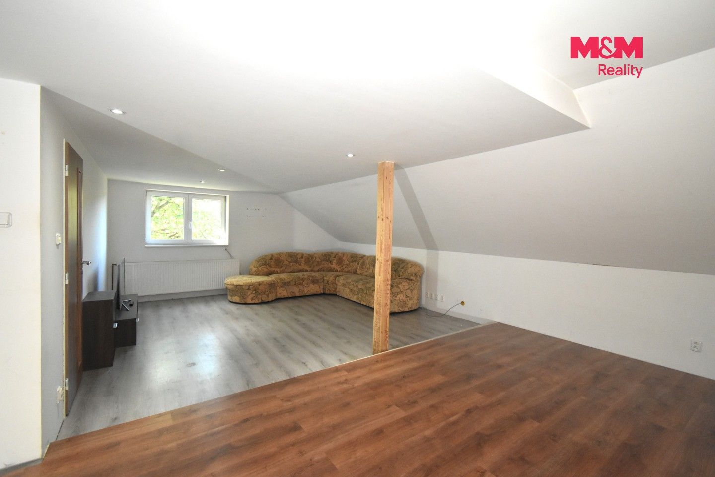 Pronájem bytu 2+kk 110 m² - foto 3