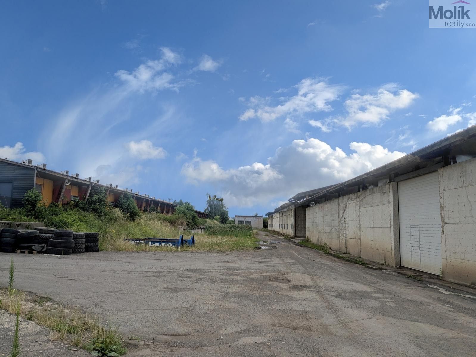 Pronájem komerčního prostoru 1700 m² - foto 9
