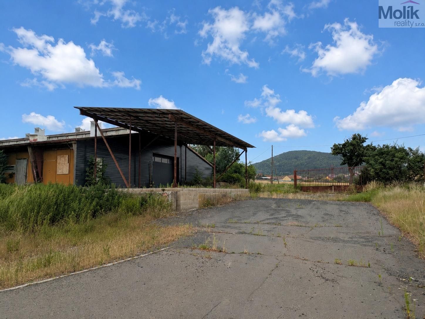 Pronájem komerčního prostoru 1700 m² - foto 12