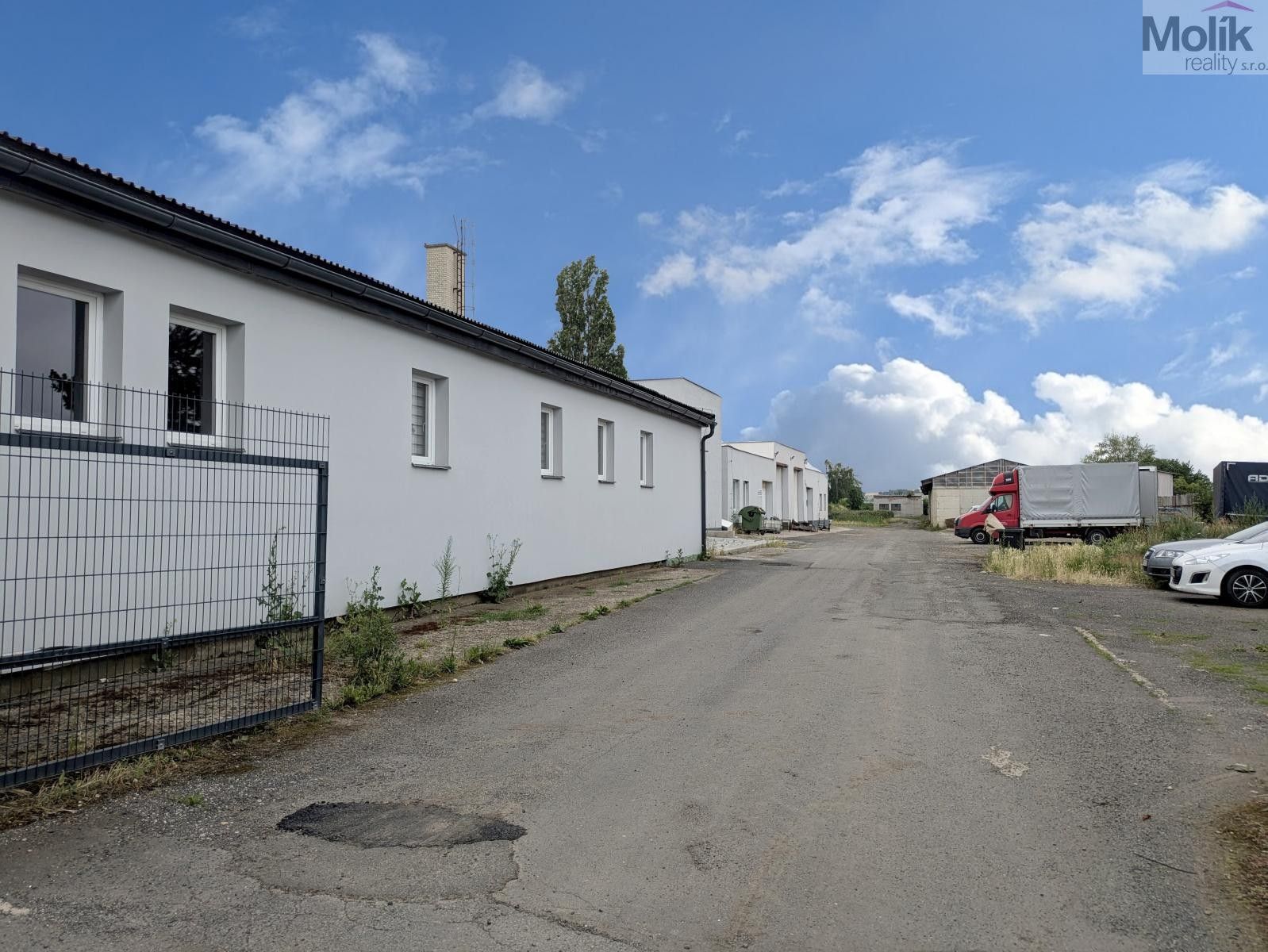 Pronájem komerčního prostoru 1700 m² - foto 13