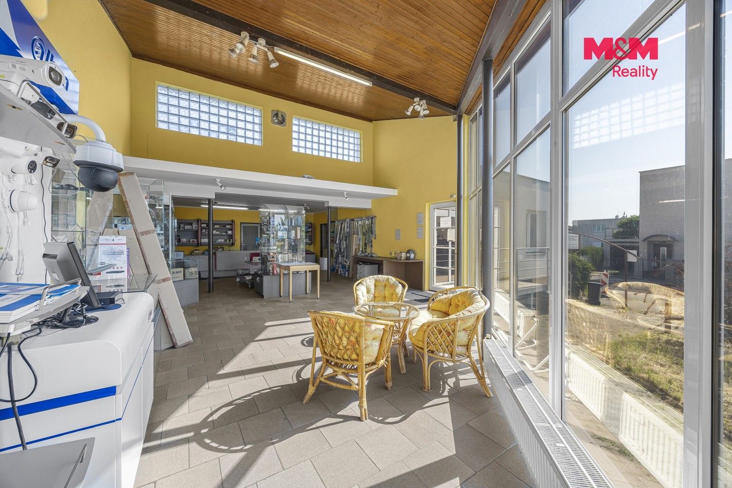 Prodej komerčního prostoru 330 m² - foto 6