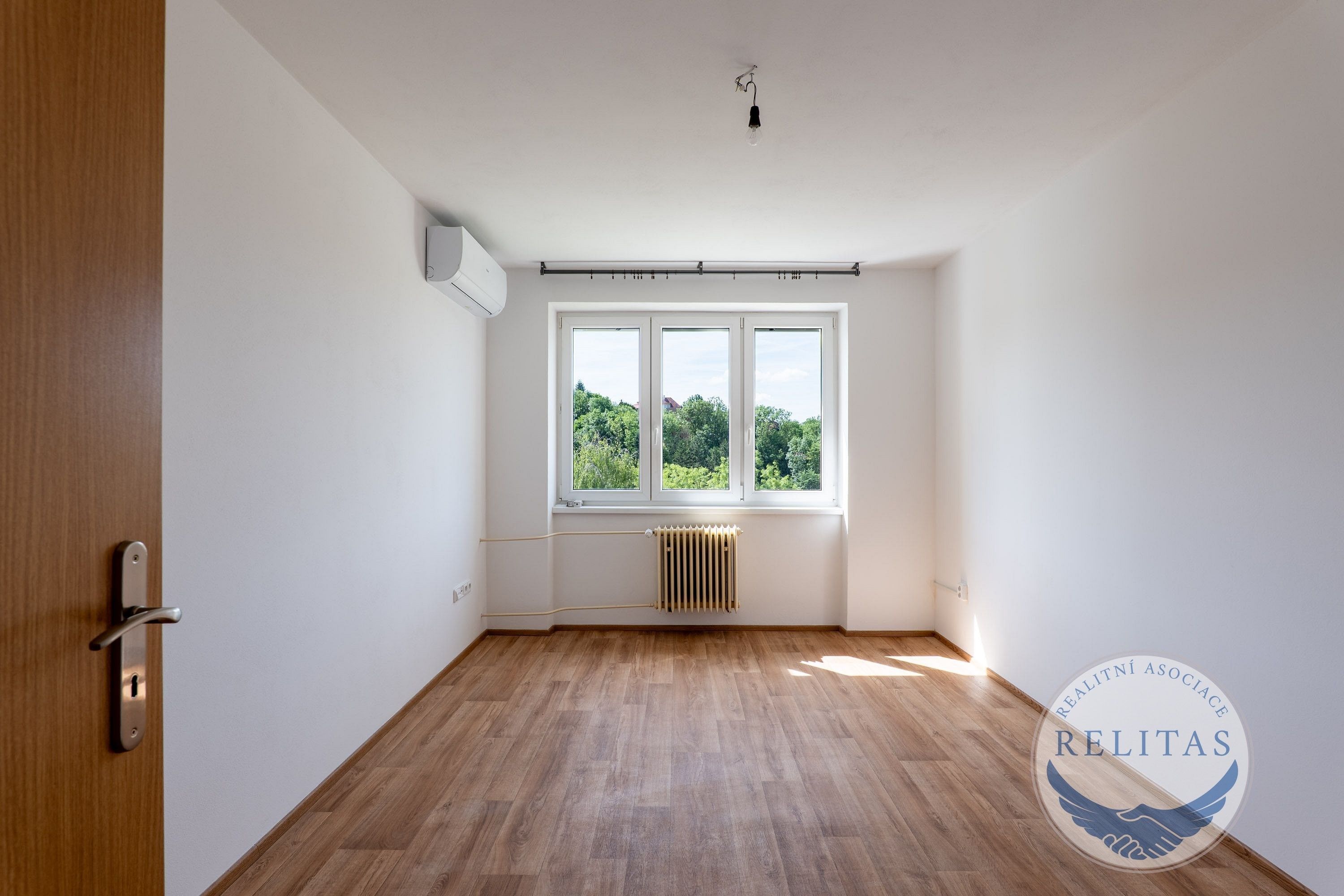 Prodej bytu 3+1 63 m² - foto 2