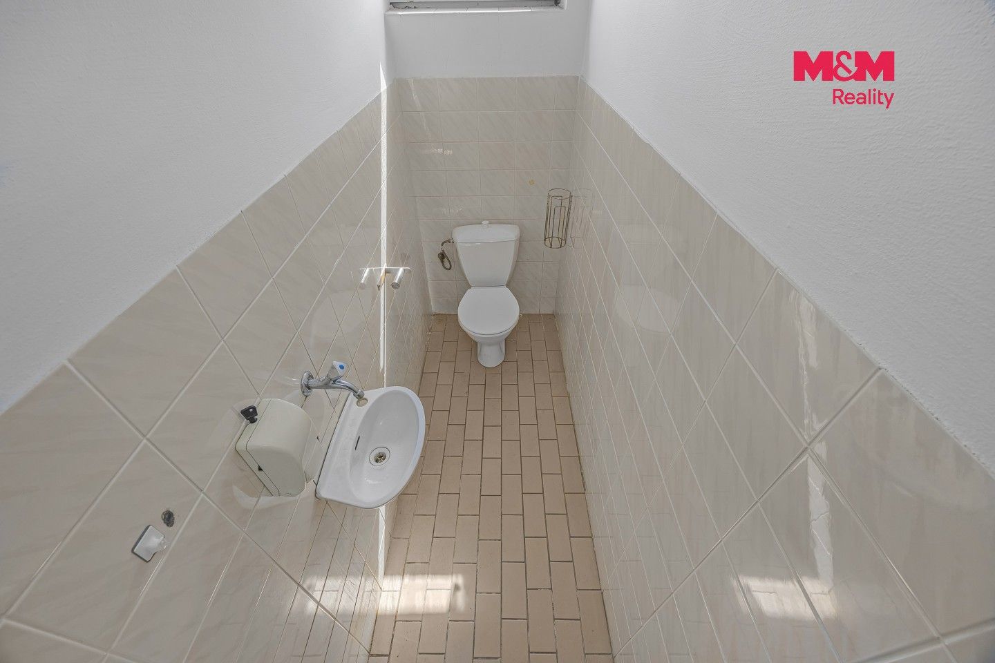 Prodej komerčního prostoru 330 m² - foto 21