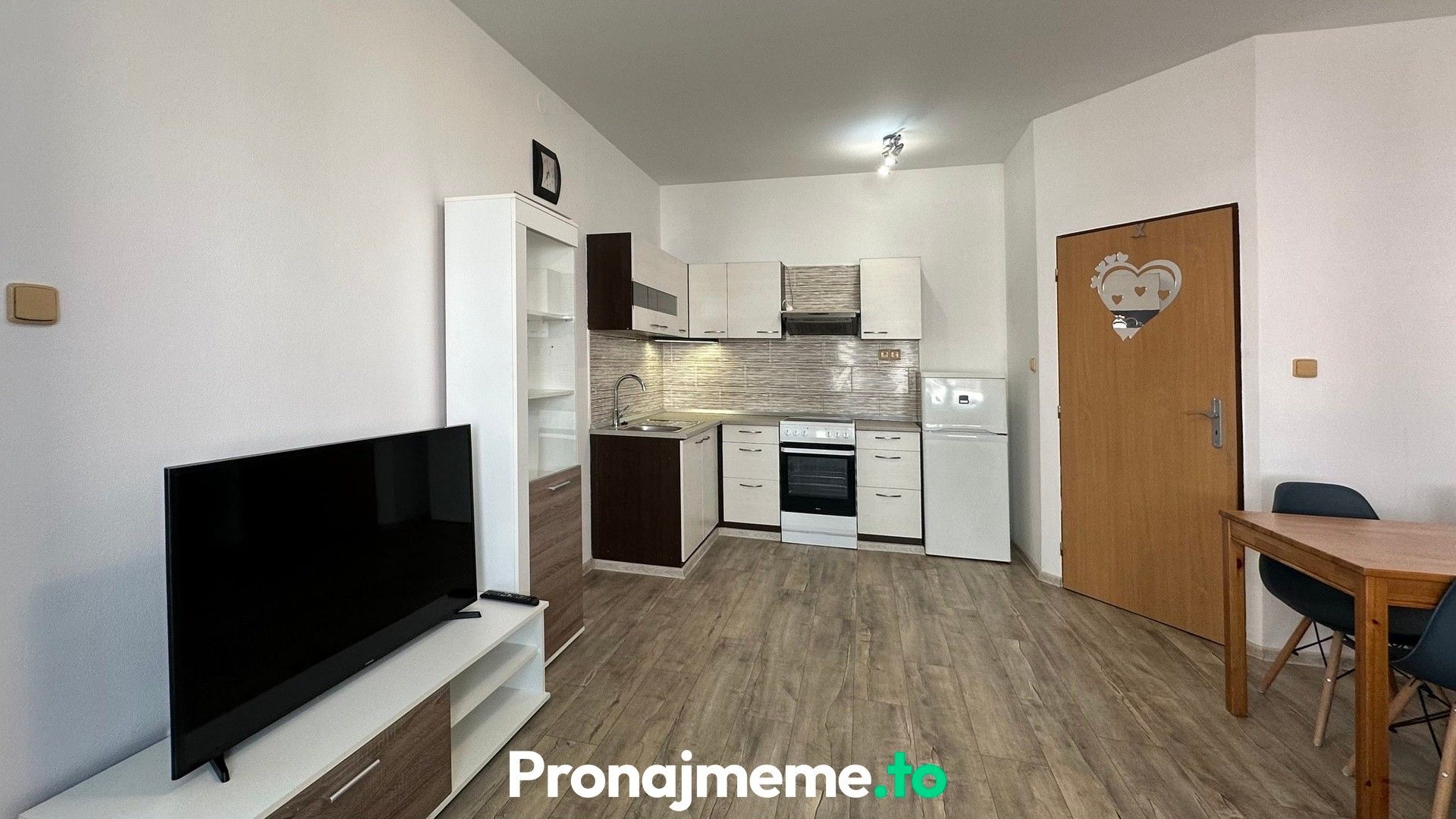 Pronájem bytu 2+kk 36 m² - foto 3