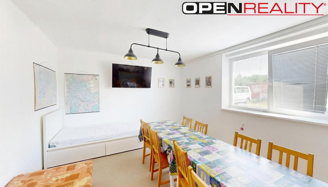 Prodej komerčního prostoru 201 m² - foto 12