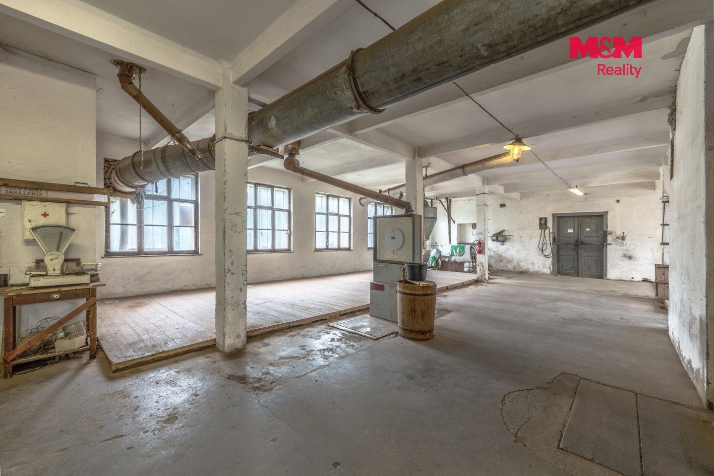 Prodej komerčního prostoru 1427 m² - foto 13