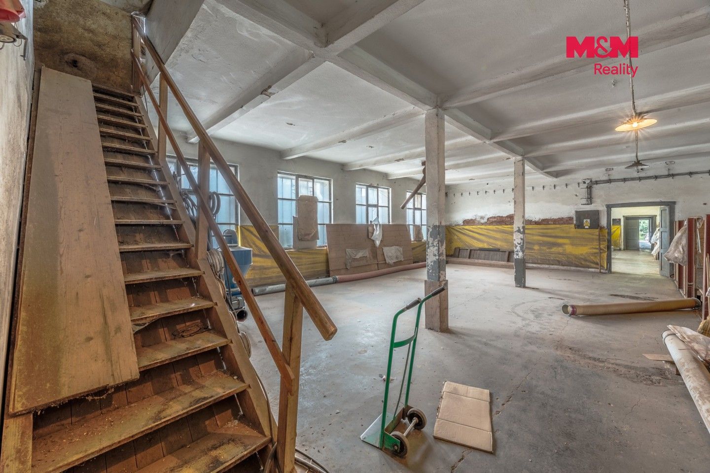 Prodej komerčního prostoru 1427 m² - foto 12