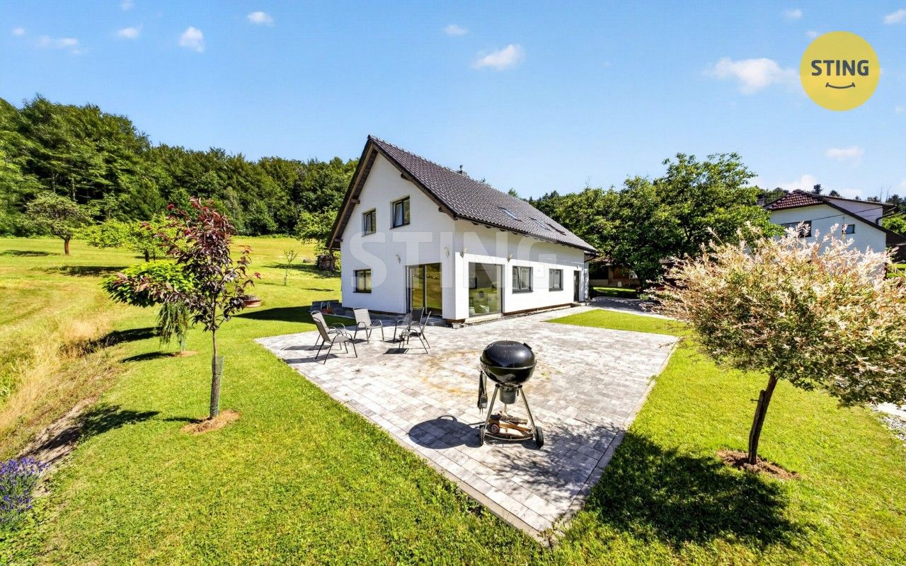 Prodej domu 250 m² - foto 1