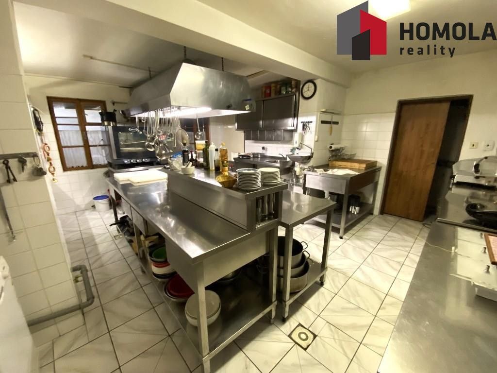Prodej komerčního prostoru 500 m² - foto 11