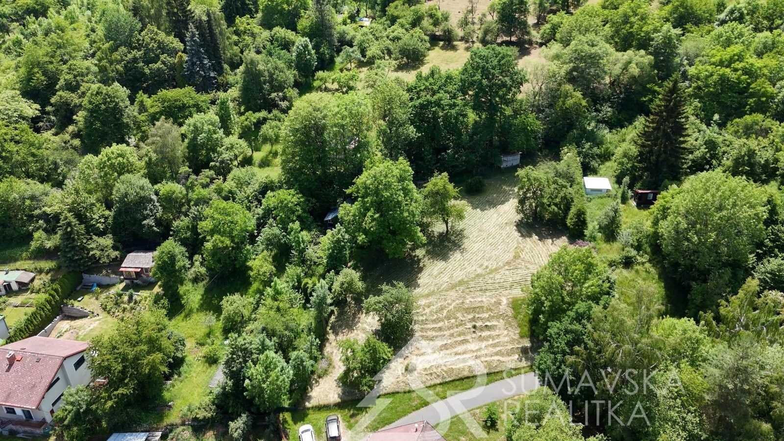 Prodej pozemku 2298 m² - foto 3