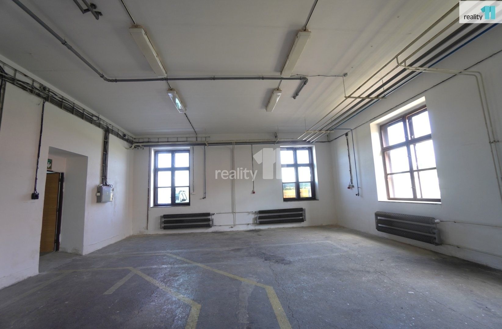 Pronájem komerčního prostoru 328 m² - foto 10