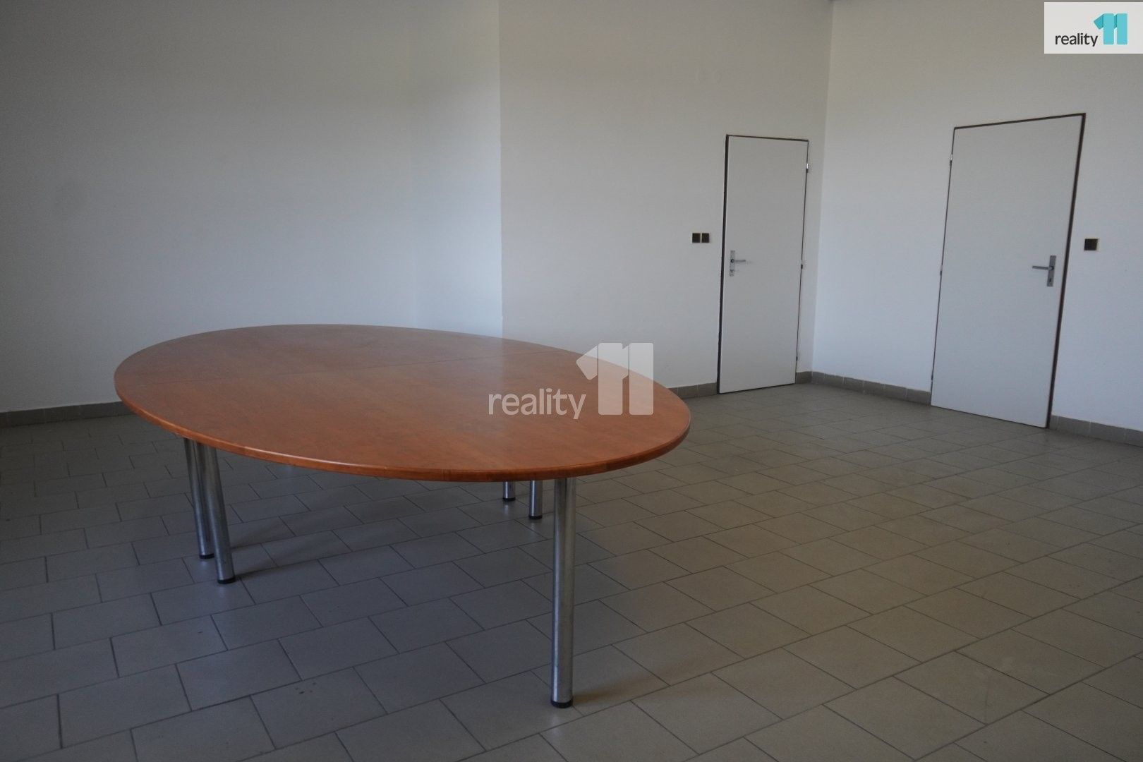 Pronájem komerčního prostoru 328 m² - foto 11
