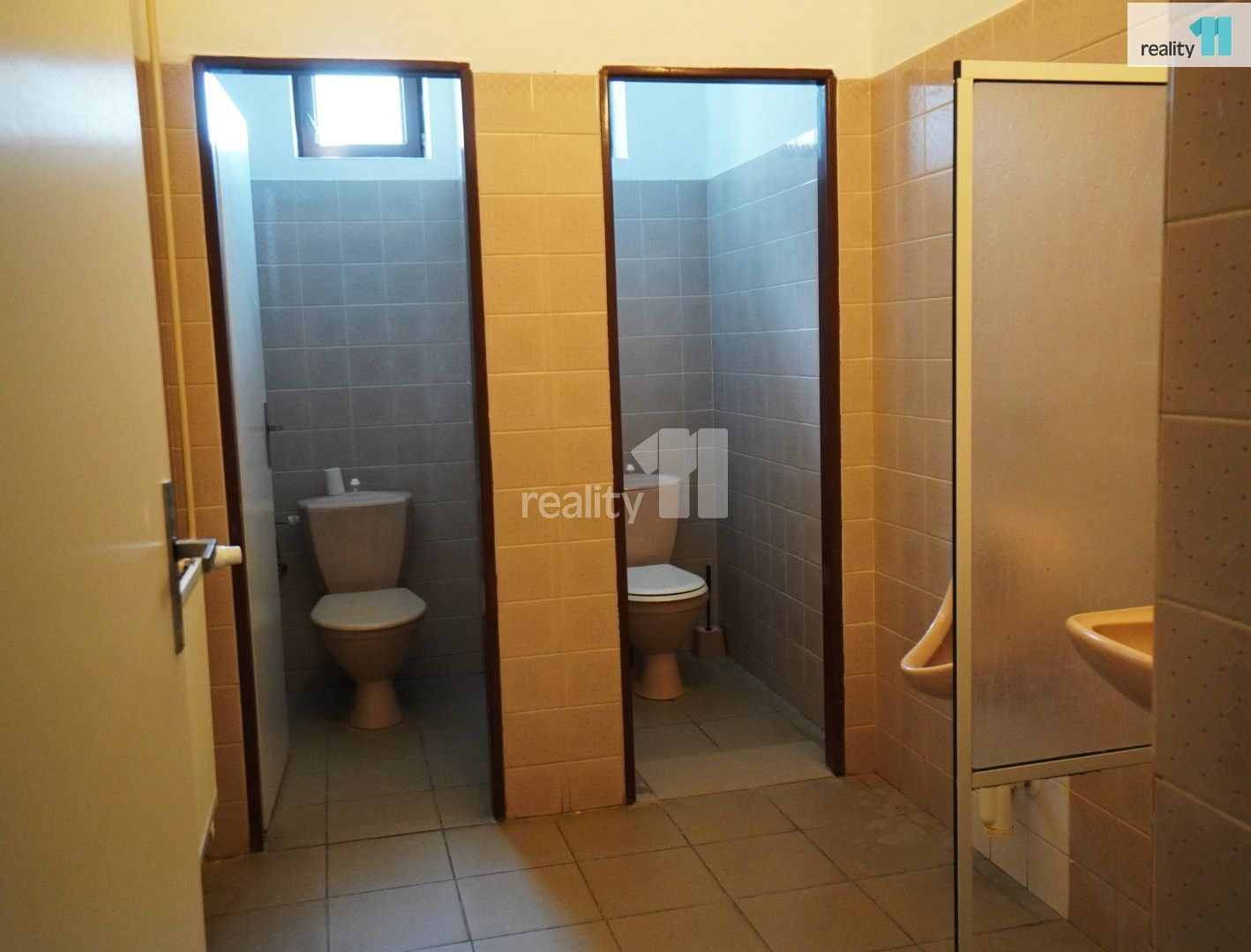 Pronájem komerčního prostoru 328 m² - foto 12