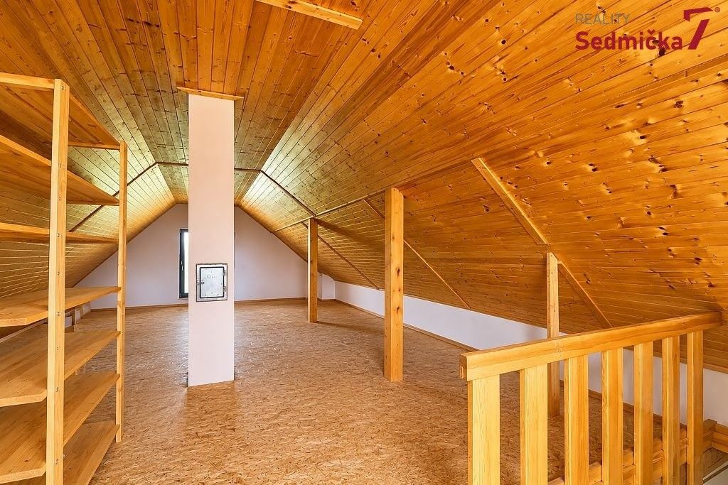 Prodej nemovitosti 127 m² - foto 24