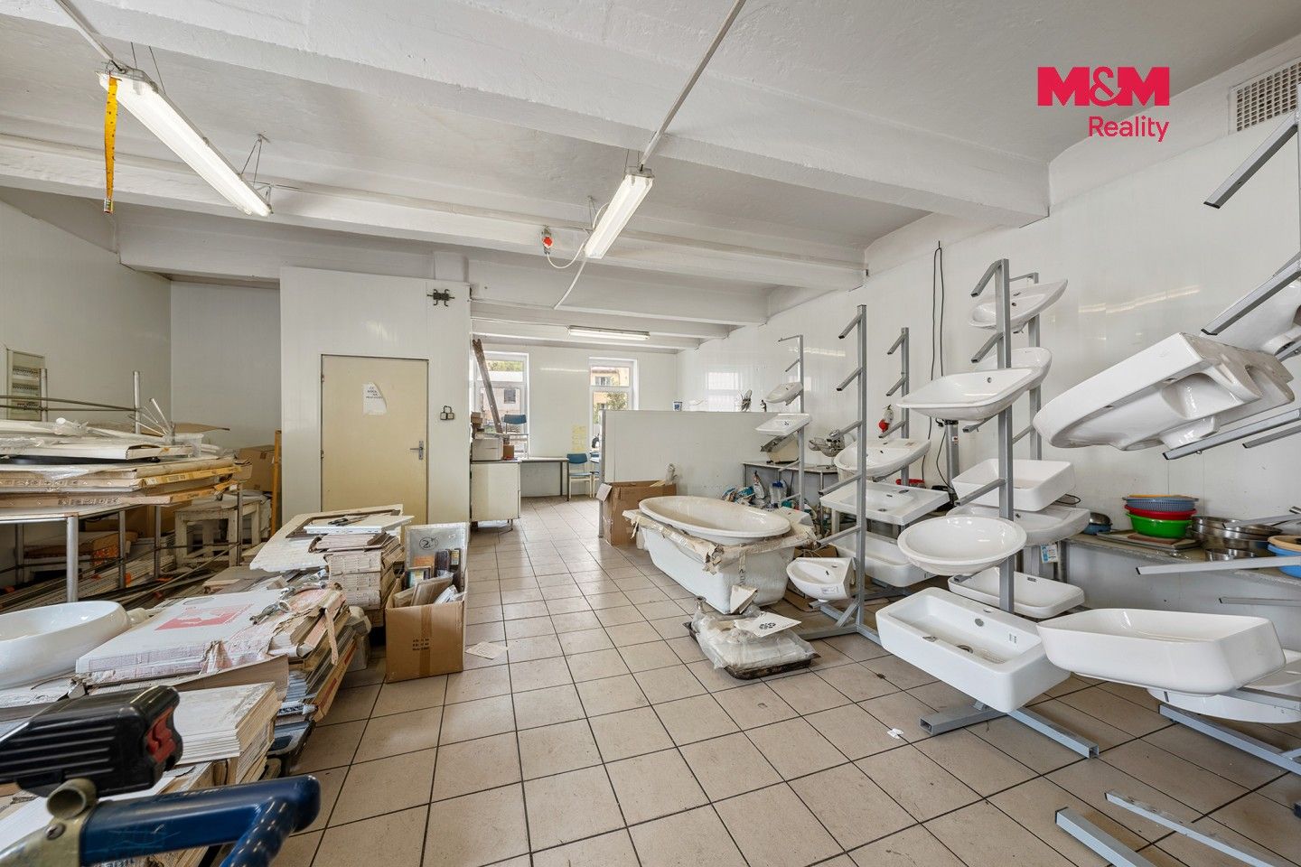 Prodej komerčního prostoru 1250 m² - foto 9