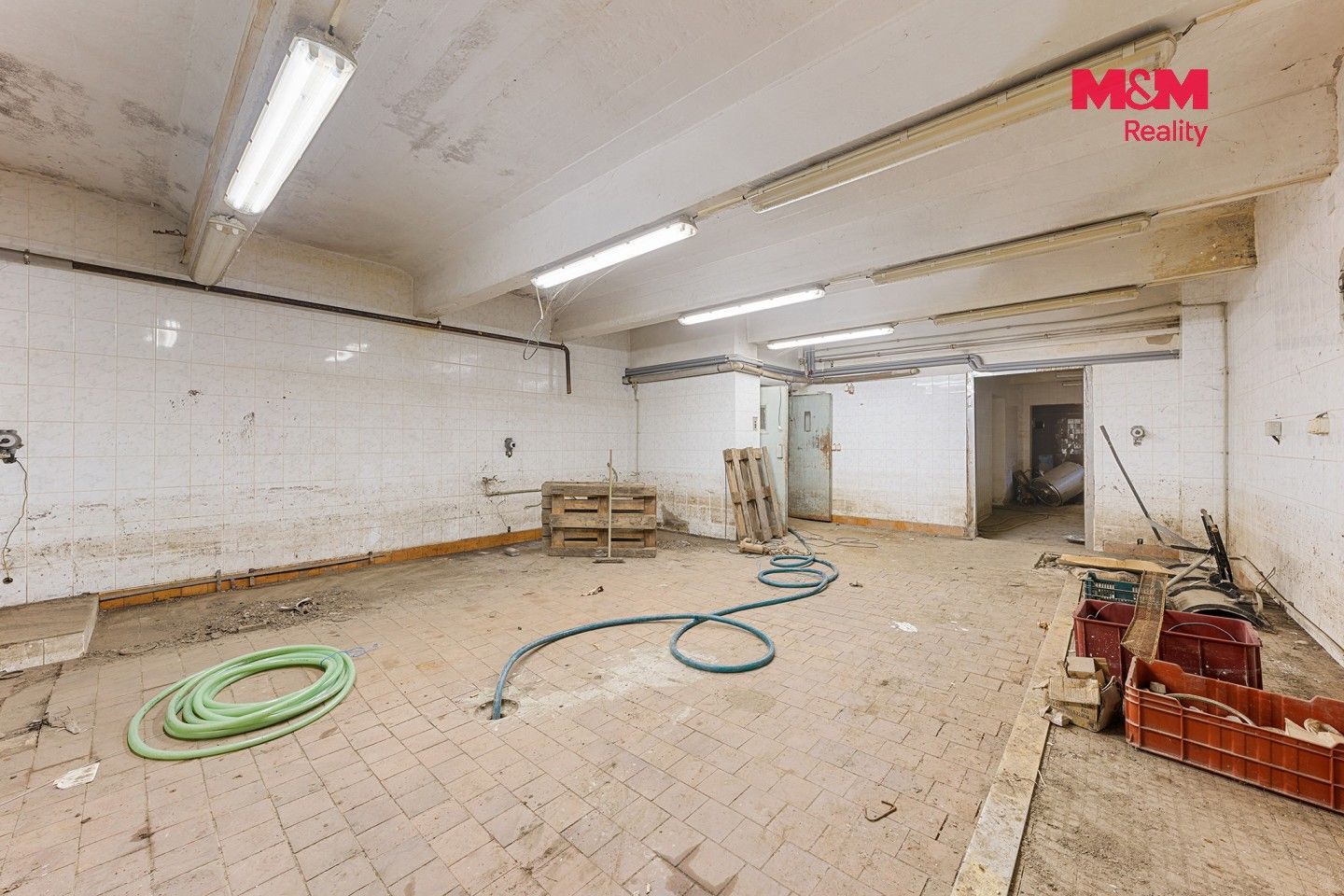 Prodej komerčního prostoru 1250 m² - foto 13