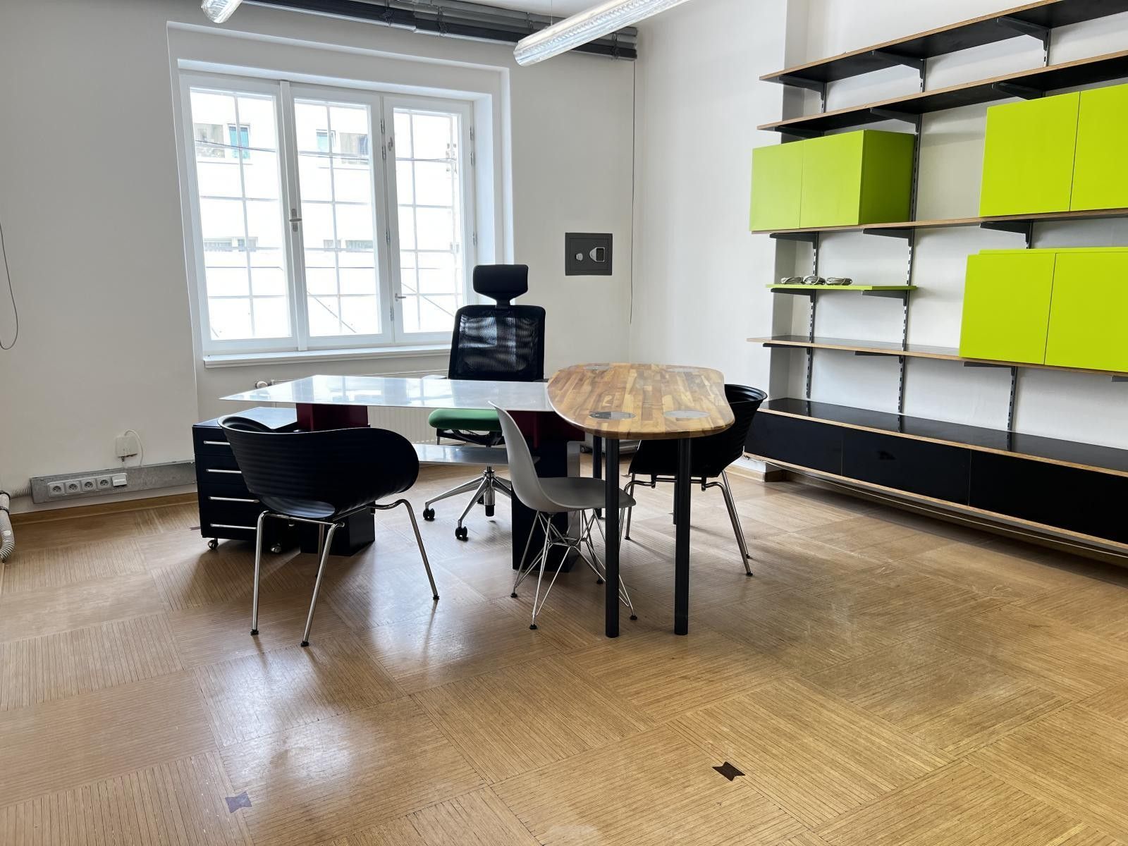 Pronájem komerčního prostoru 110 m² - foto 2