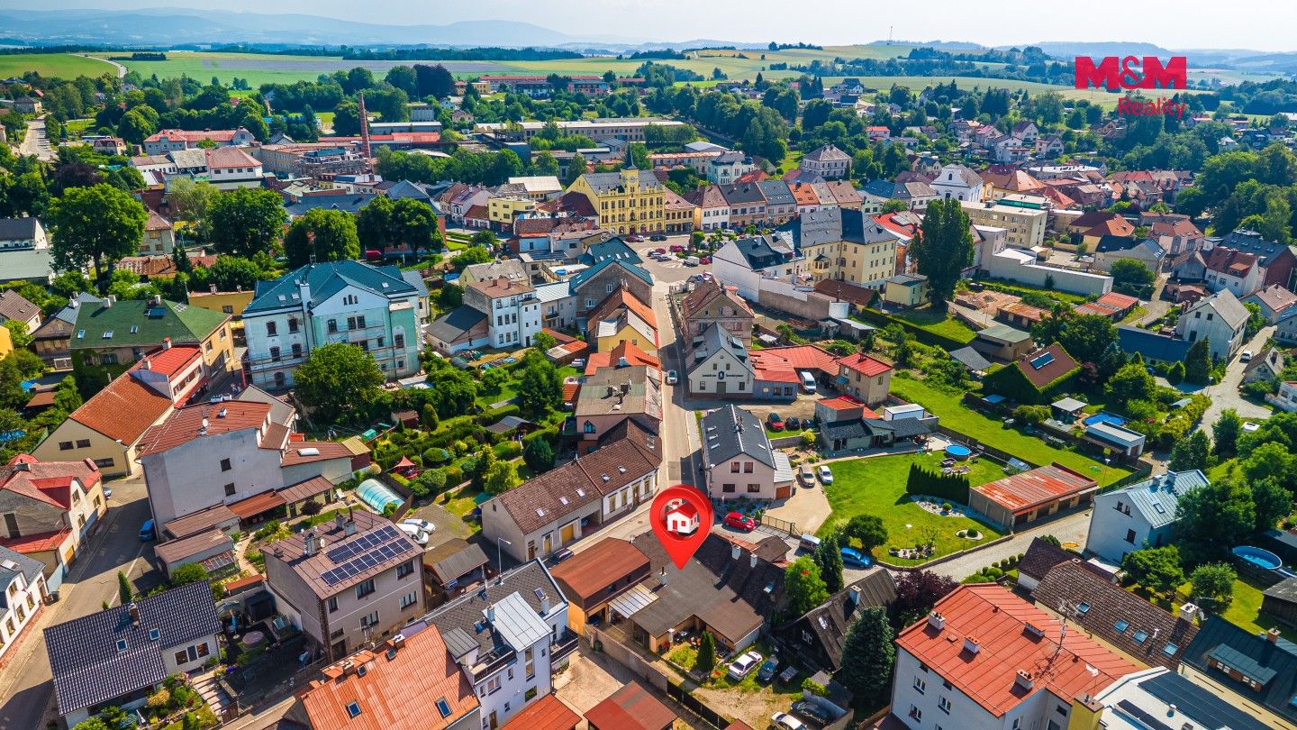 Prodej komerčního prostoru 600 m² - foto 2